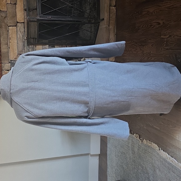 Restoration Hardware Gray Textured Robe - Picture 4 of 9